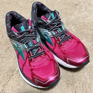 Brooks Ravenna 7 Pink Teal Stability Running Shoes Women’s 9.5